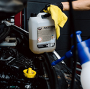 LIMPIADOR INDUSTRIAL DE MOTORES AKRA 5L